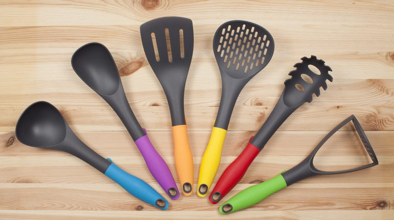 Polypropylene (PP) Vs PTFE (Teflon) Advantages And Differences